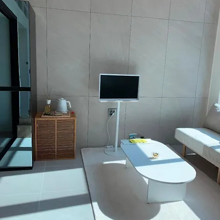 Lehaus Apartment